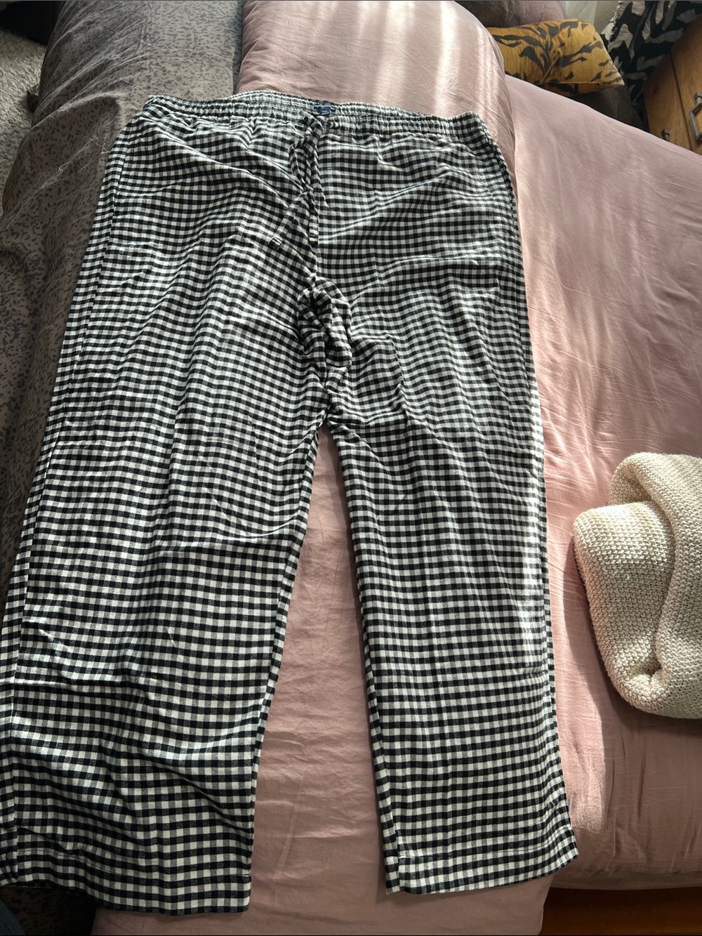 Black and White Men’s Lounge Wear(Never worn)